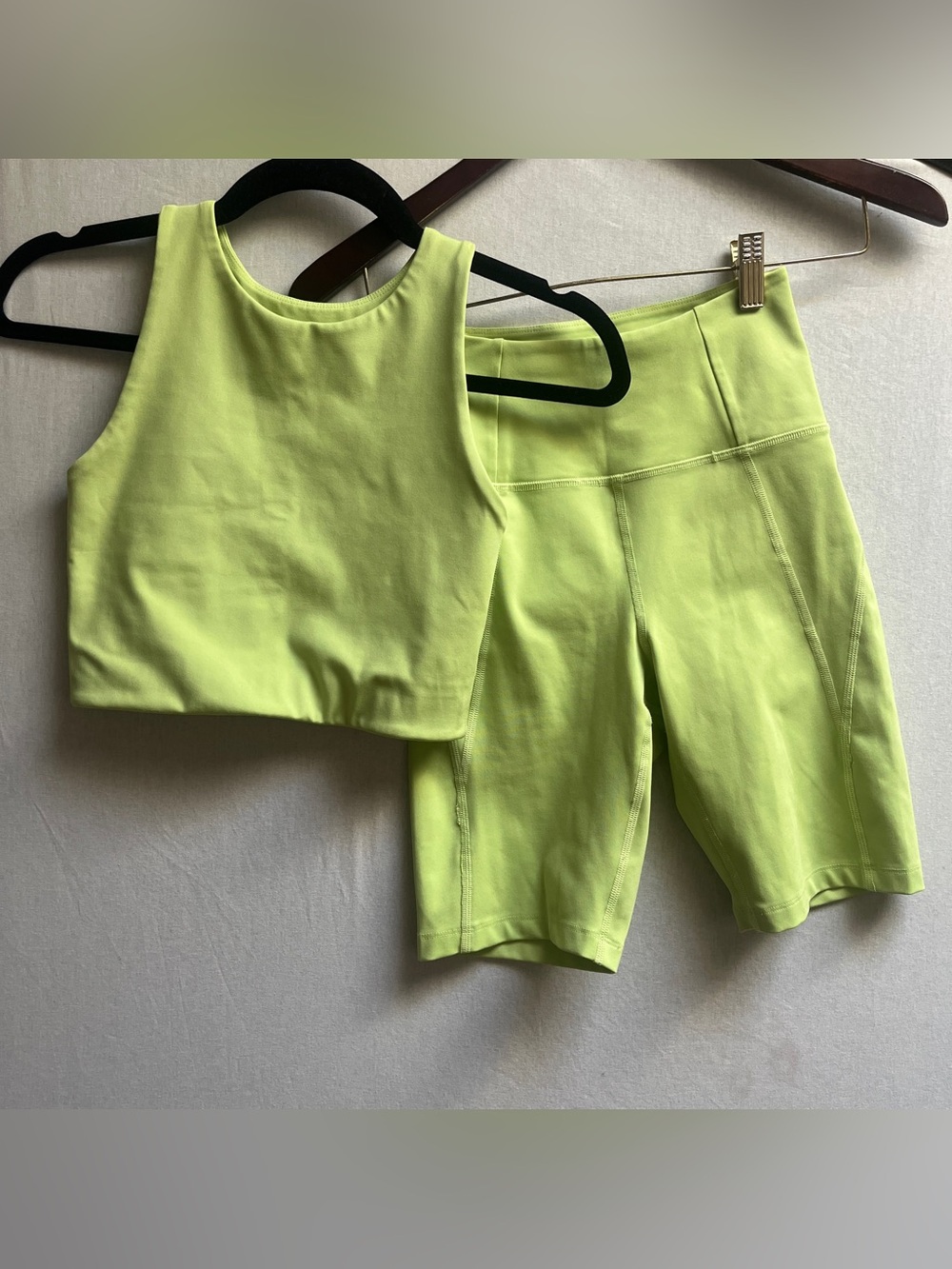 Girlfriend Collective Neon Lime Green Bike Shorts & Sports Bra Activewear Set XS